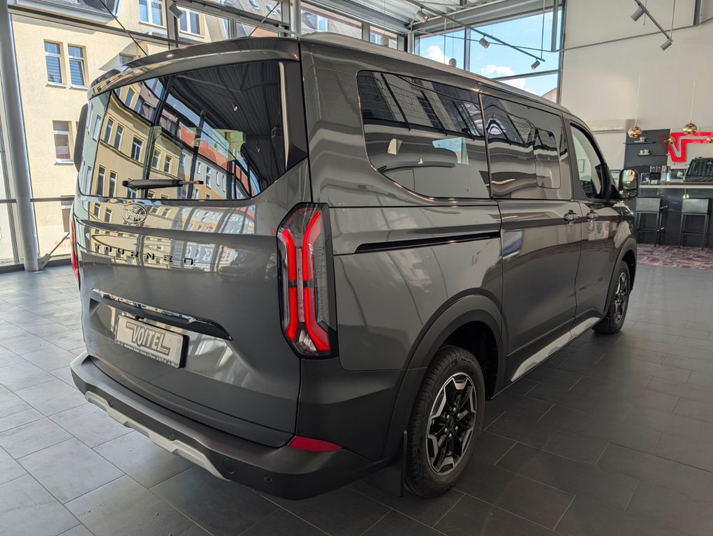 Ford Tourneo Custom 2025