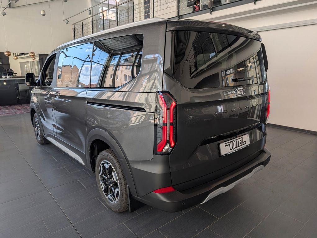 Ford Tourneo Custom 2025