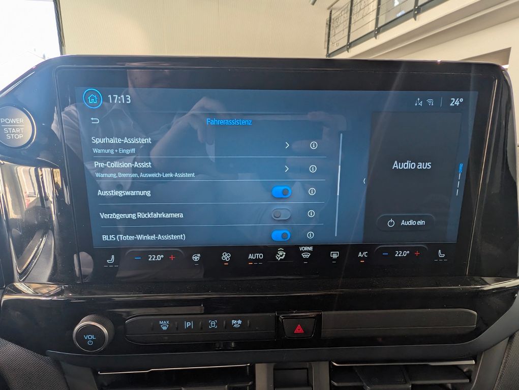 Ford Tourneo Custom 2025