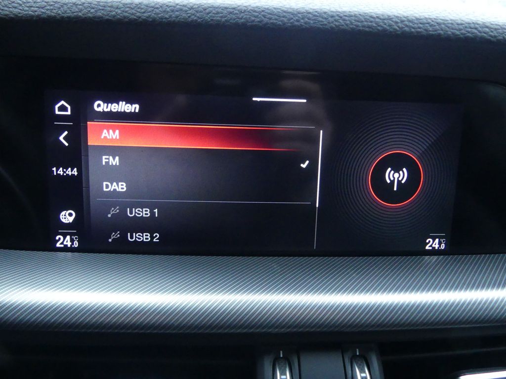 Alfa Romeo Stelvio 2023