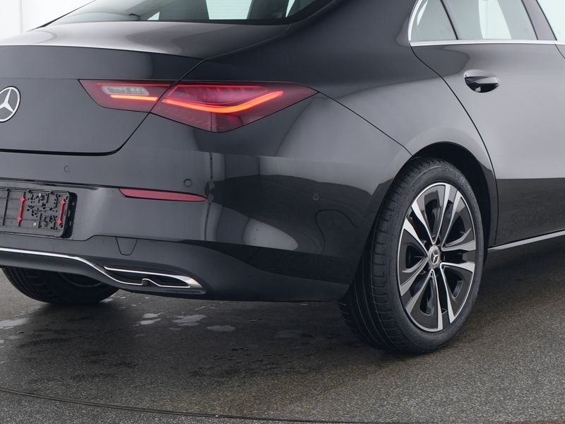 Mercedes-Benz CLA 180 2024