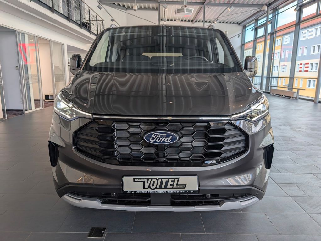 Ford Tourneo Custom 2025