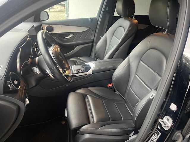 Mercedes-Benz GLC 300 2021