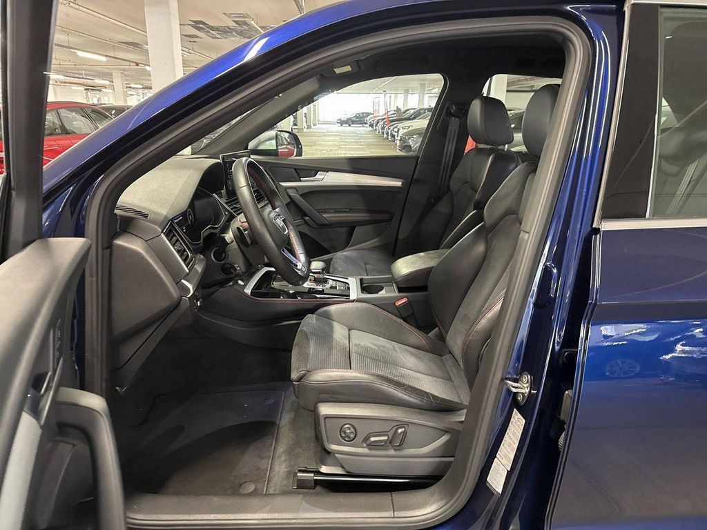 Audi SQ5 2022