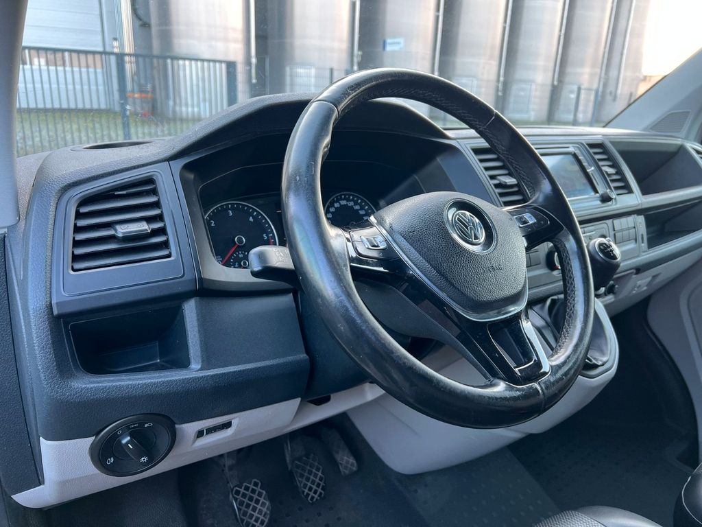 Volkswagen T6 Transporter 2017