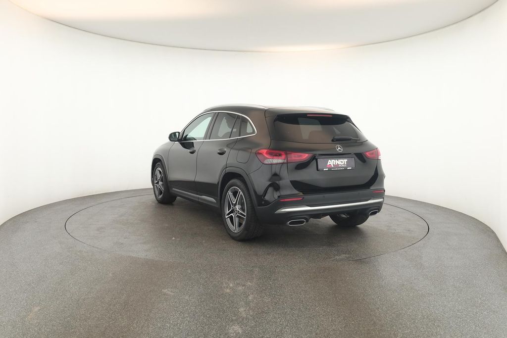 Mercedes-Benz GLA 220 2023
