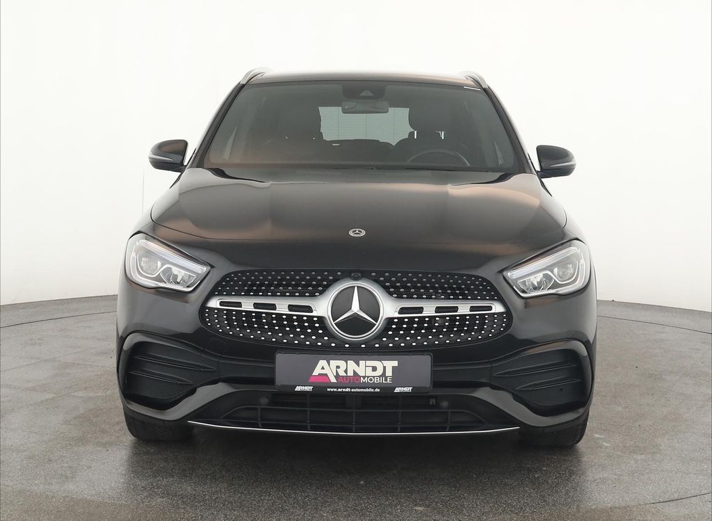 Mercedes-Benz GLA 220 2023