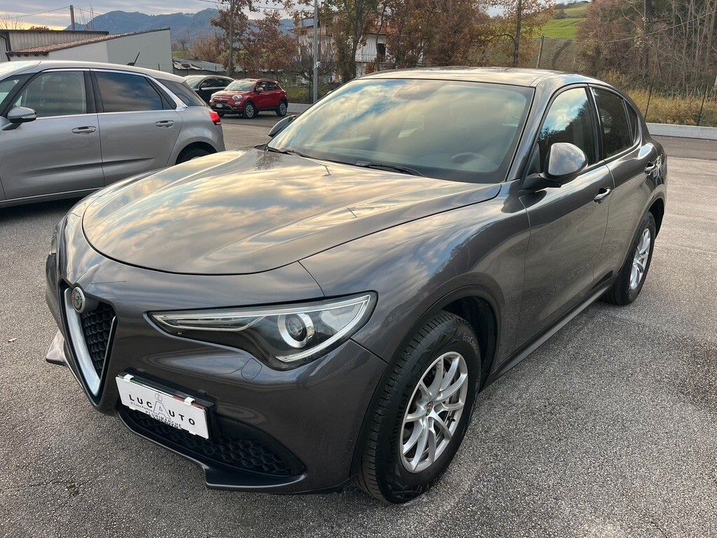 Alfa Romeo Stelvio 2019