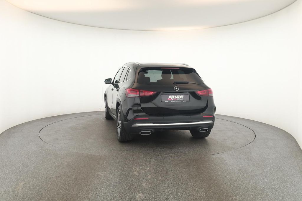 Mercedes-Benz GLA 220 2023