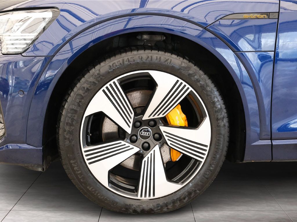 Audi e-tron 2021