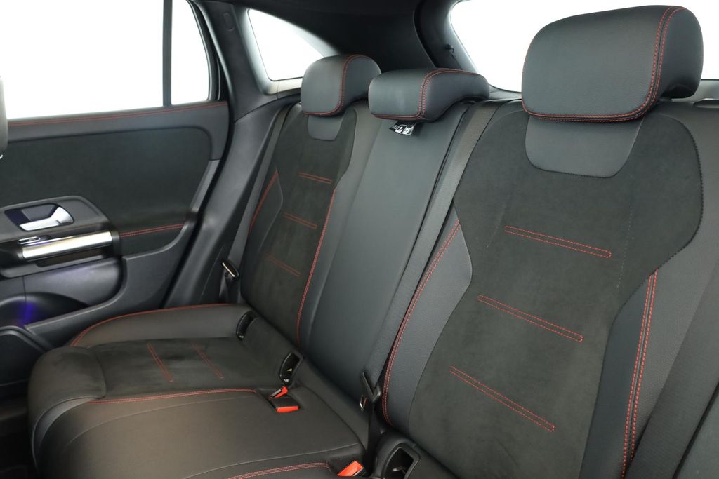 Mercedes-Benz GLA 220 2023