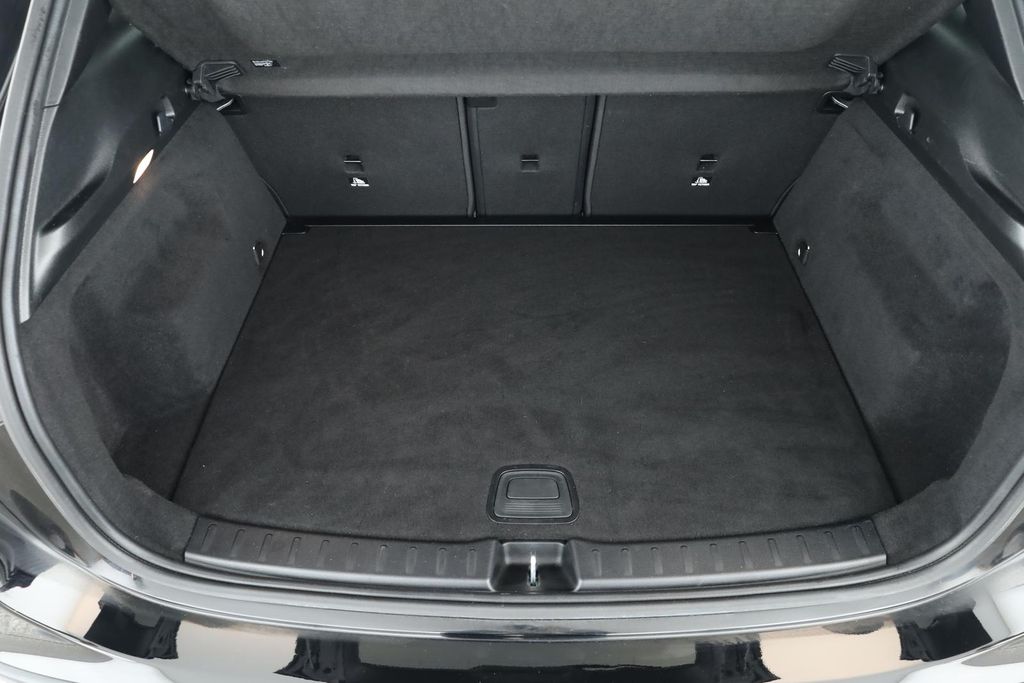 Mercedes-Benz GLA 220 2023