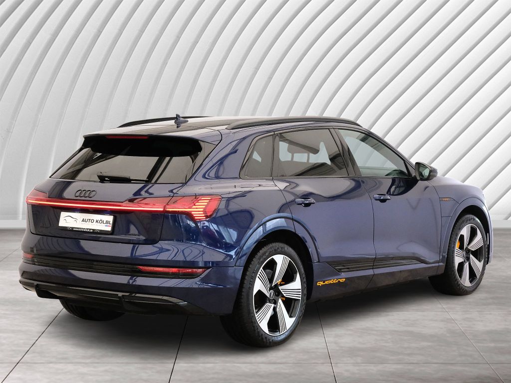 Audi e-tron 2021