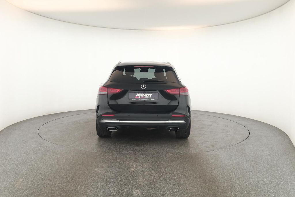 Mercedes-Benz GLA 220 2023