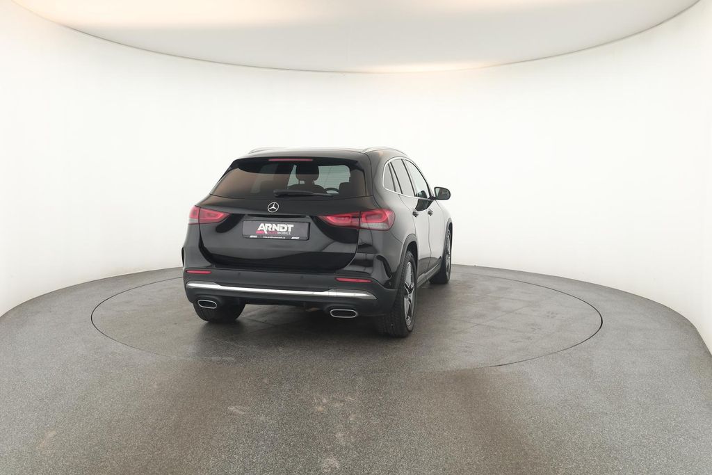 Mercedes-Benz GLA 220 2023