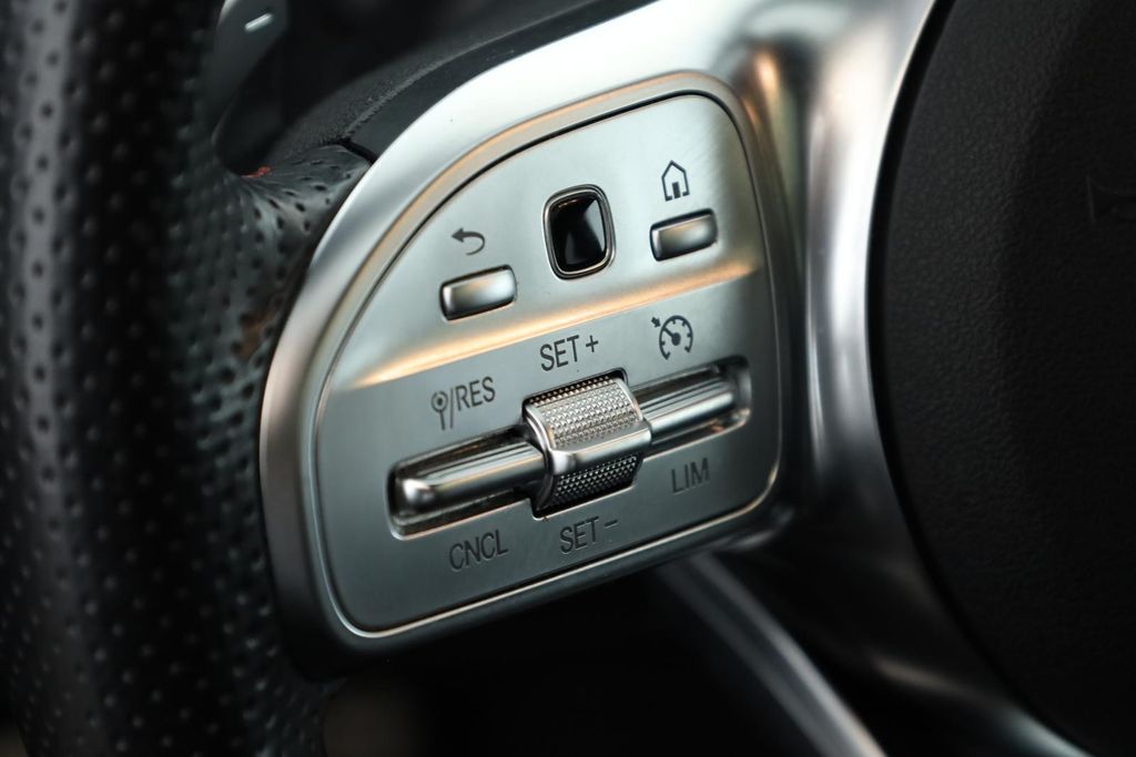Mercedes-Benz GLA 220 2023