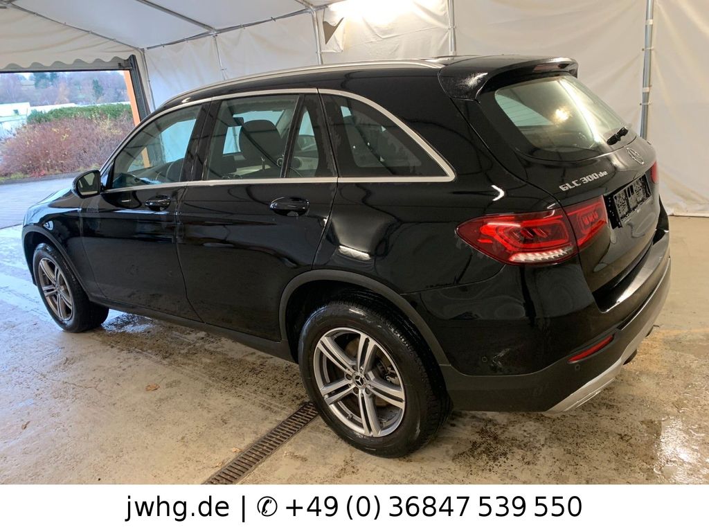 Mercedes-Benz GLC 300 2022