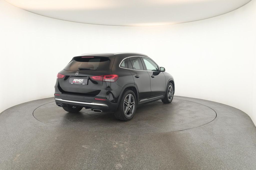 Mercedes-Benz GLA 220 2023