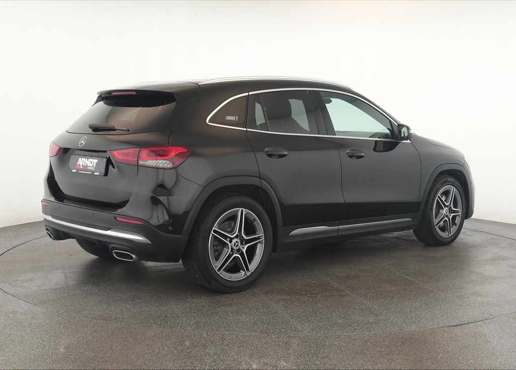 Mercedes-Benz GLA 220 2023