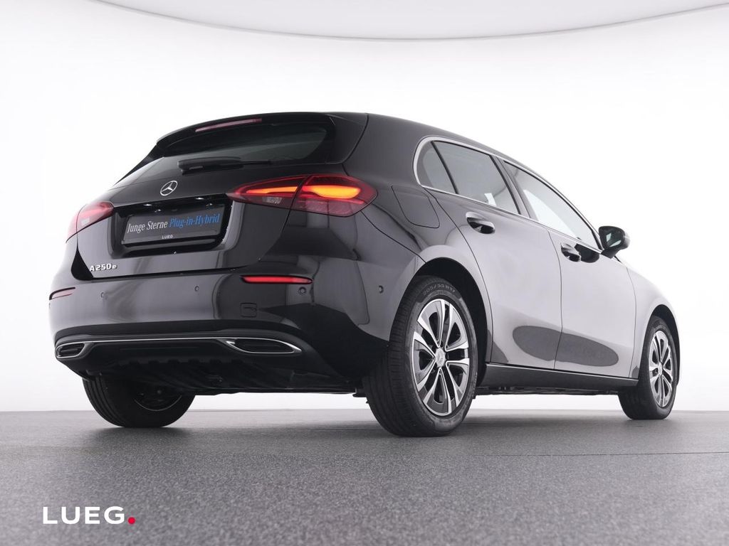 Mercedes-Benz A 250 2025