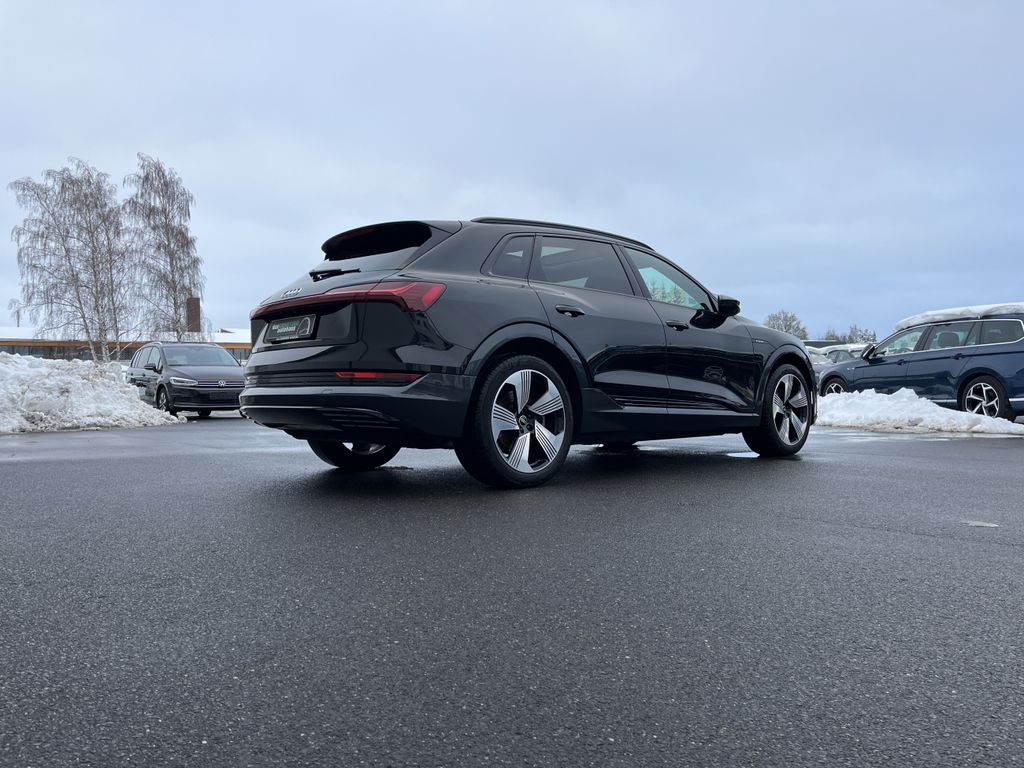 Audi e-tron 2022