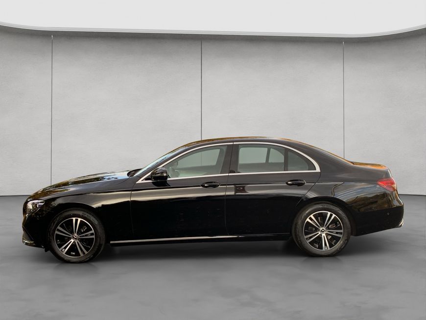 Mercedes-Benz E 220 2024