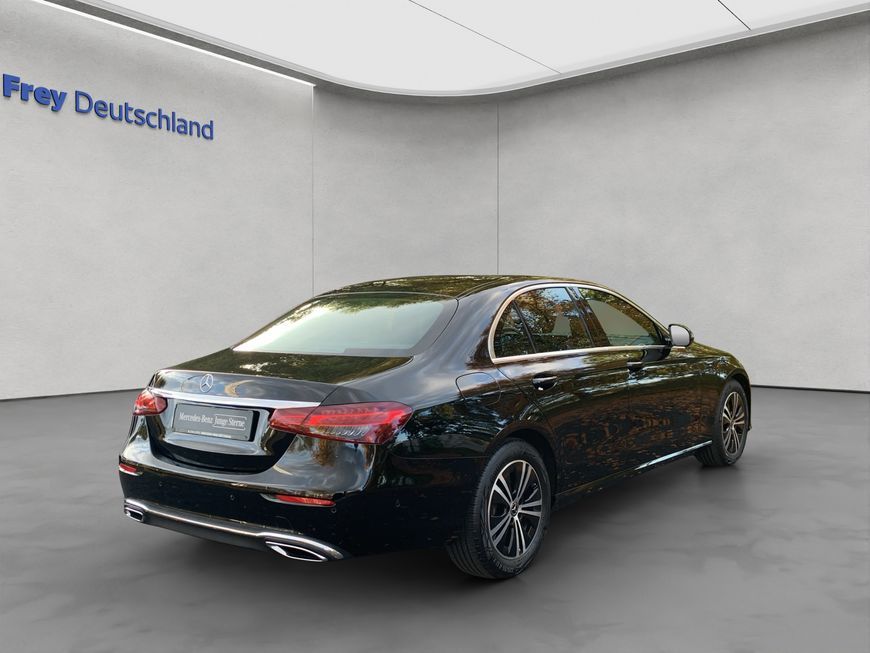 Mercedes-Benz E 220 2024