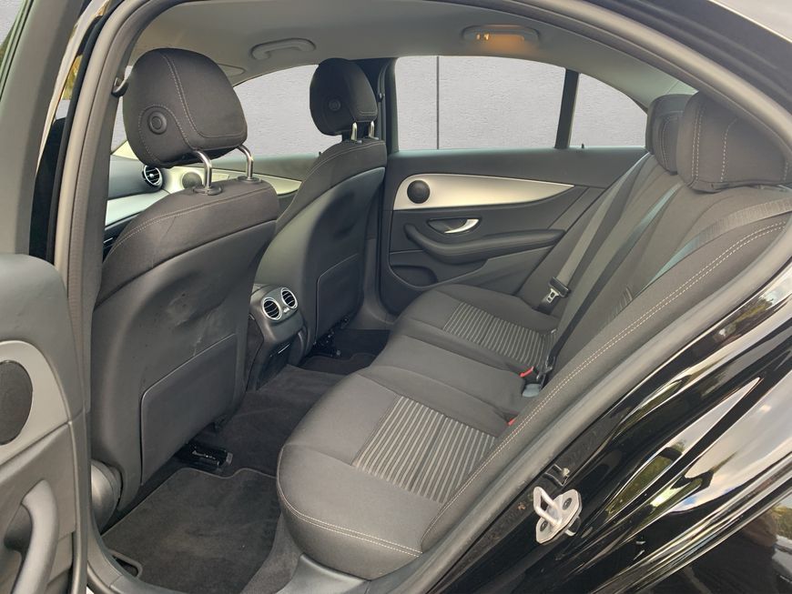 Mercedes-Benz E 220 2024