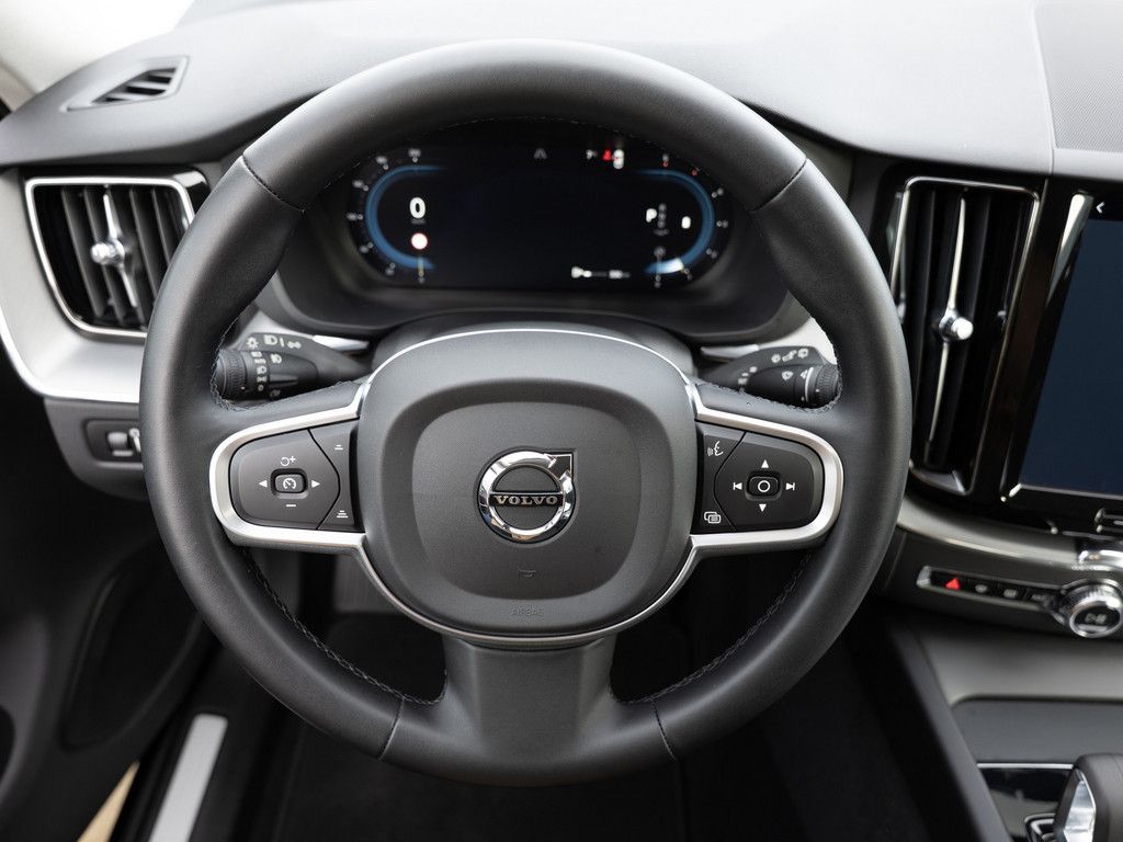 Volvo XC60 2022