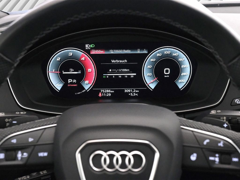 Audi SQ5 2022