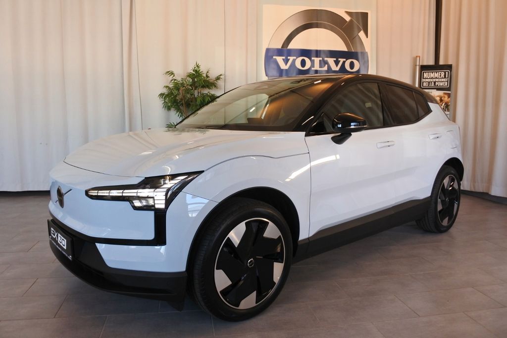 Volvo EX30 2025