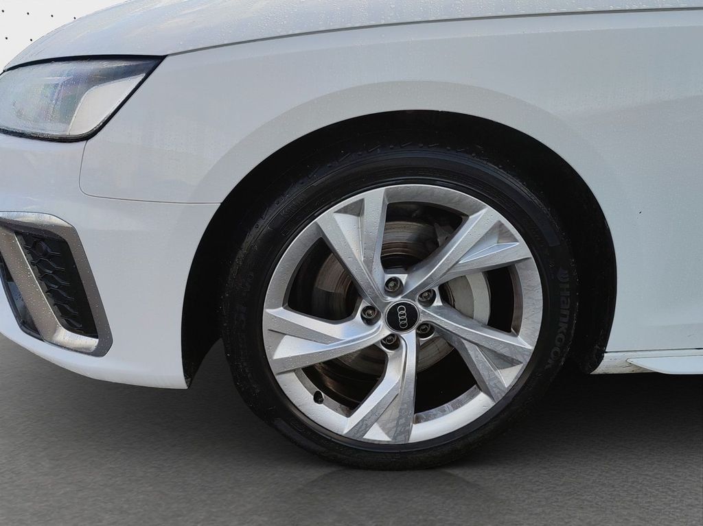 Audi A4 2022