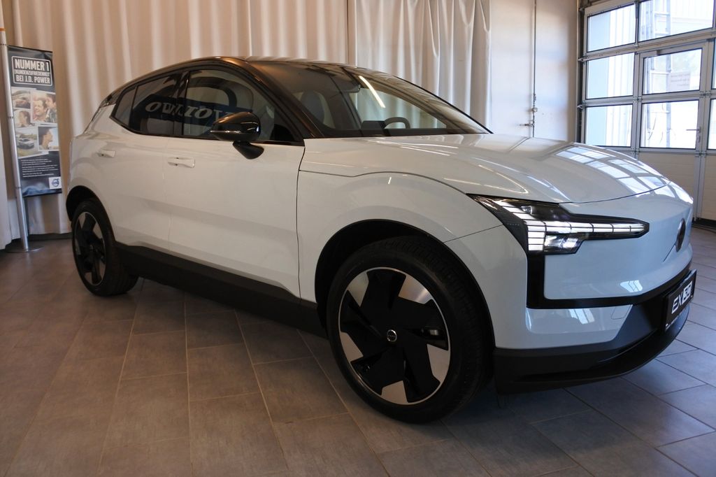 Volvo EX30 2025