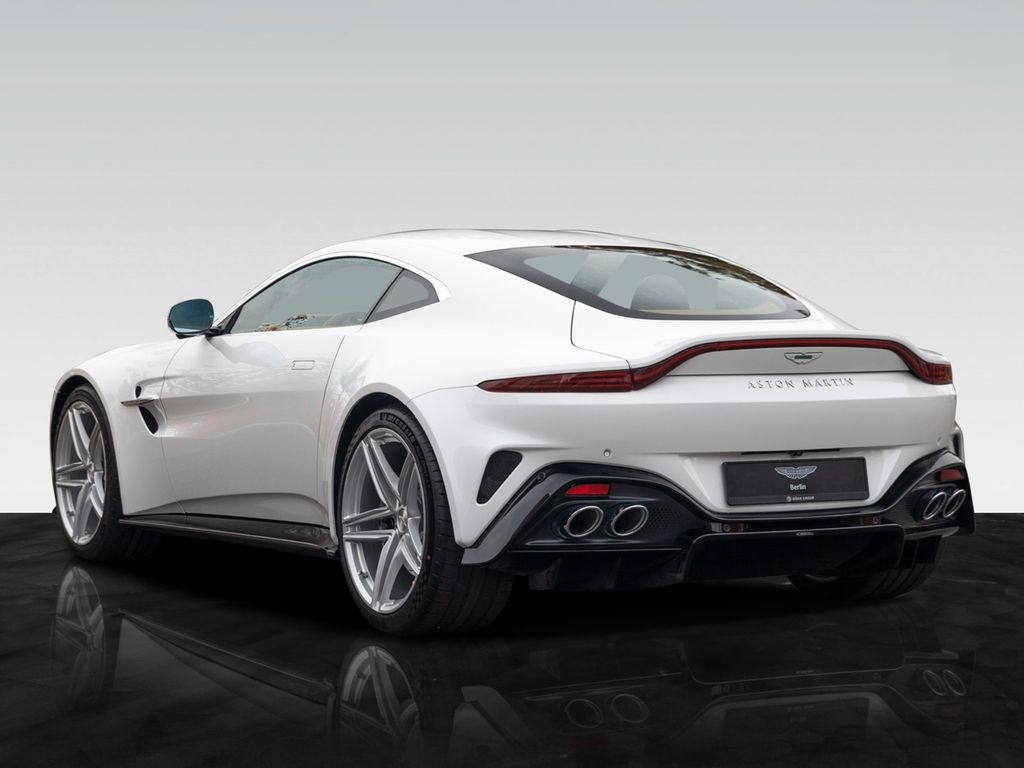 Aston Martin V8 Vantage