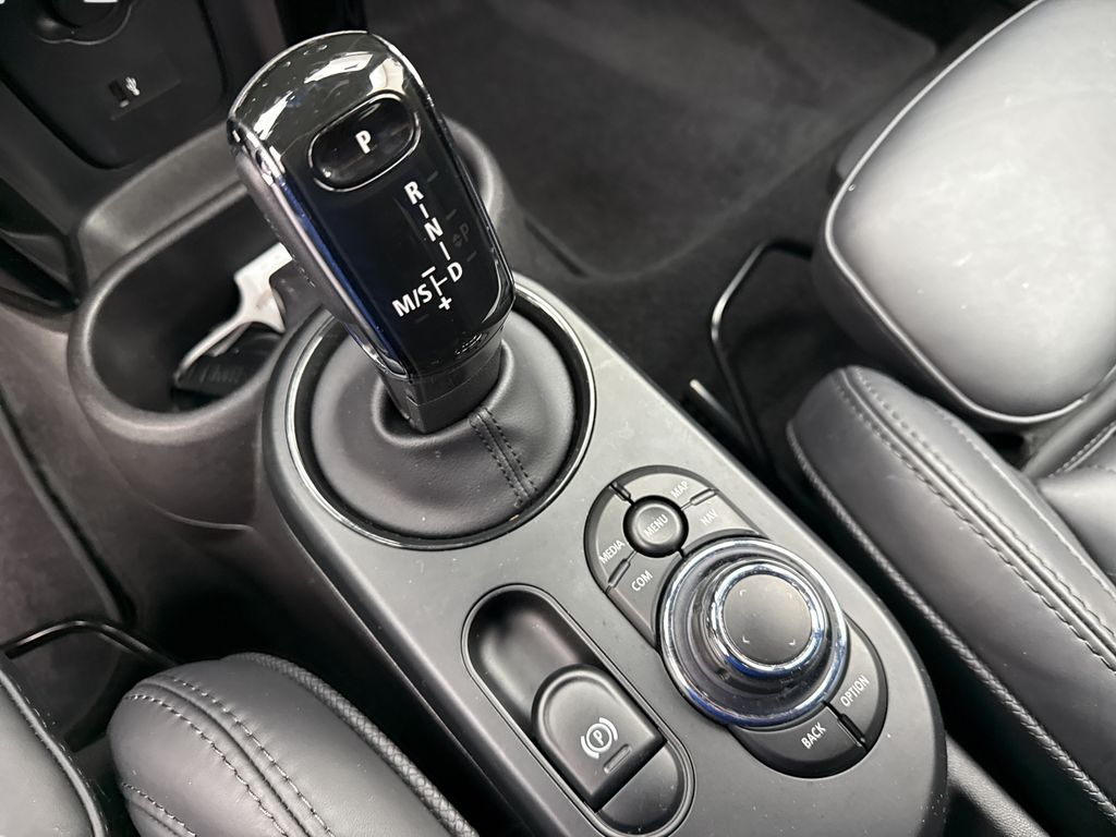 MINI John Cooper Works Cabrio 2022