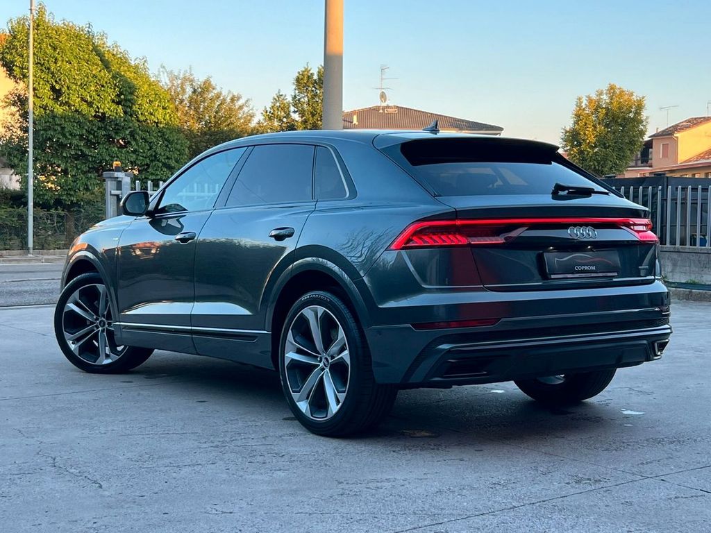 Audi Q8 2020