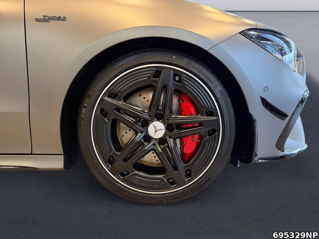 Mercedes-Benz CLA 35 AMG 2024