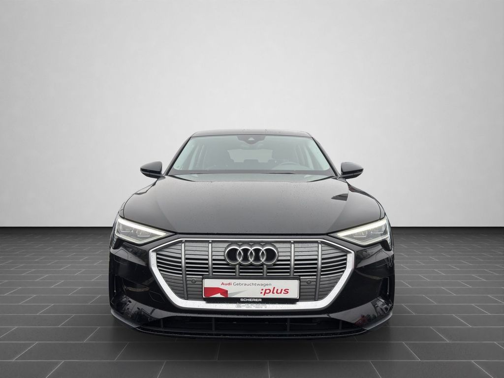 Audi e-tron 2022
