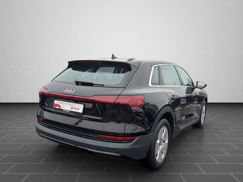 Audi e-tron 2022