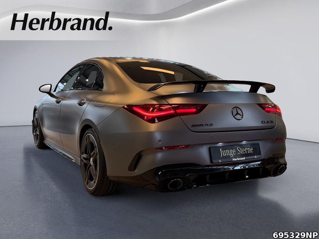 Mercedes-Benz CLA 35 AMG 2024