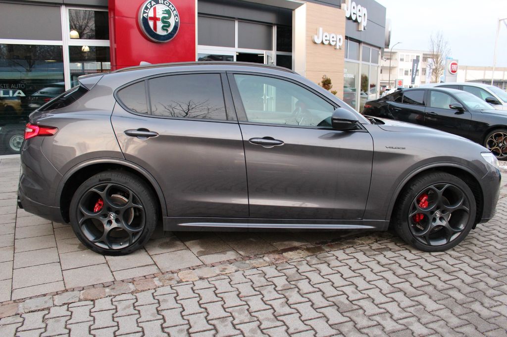 Alfa Romeo Stelvio 2022