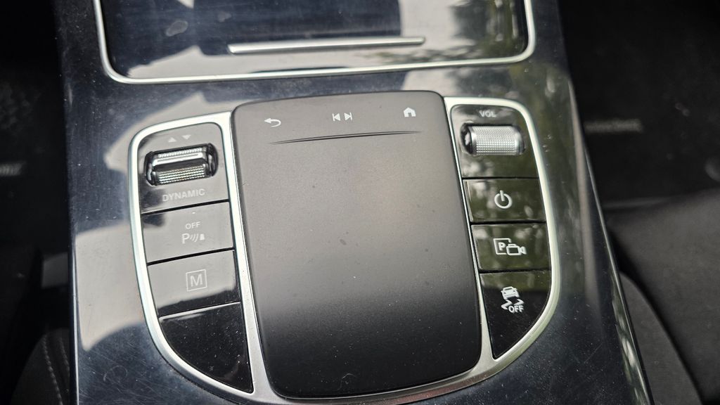 Mercedes-Benz GLC 300 2022