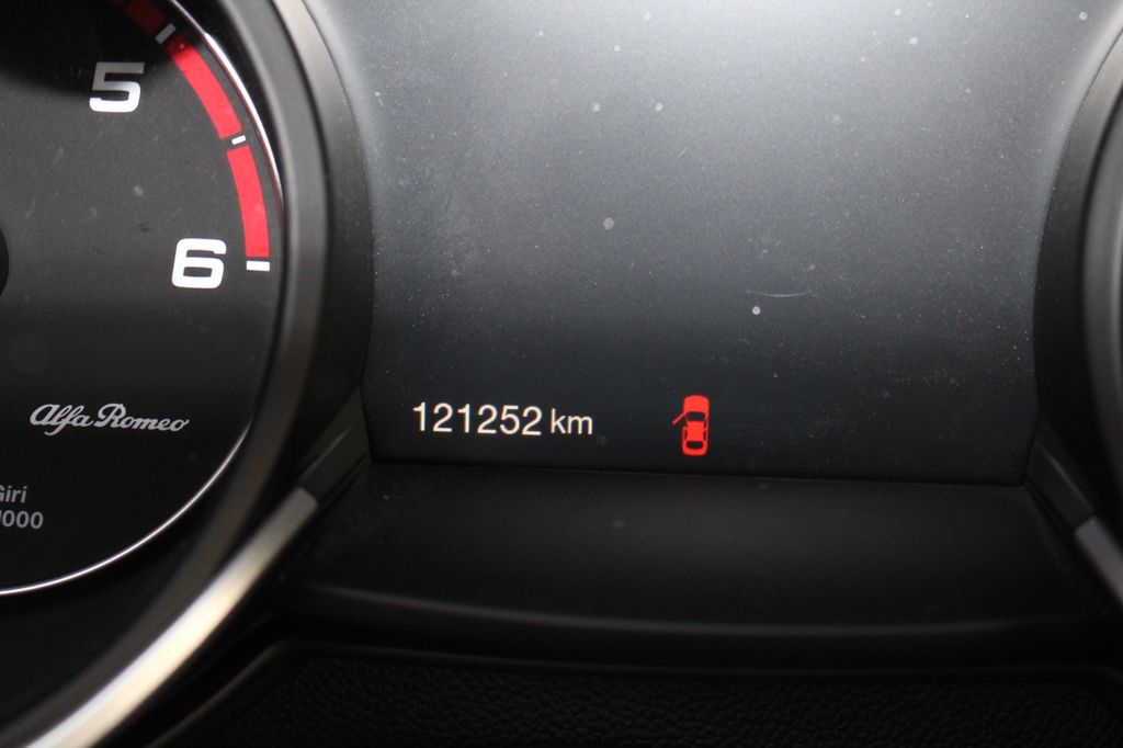 Alfa Romeo Stelvio 2022