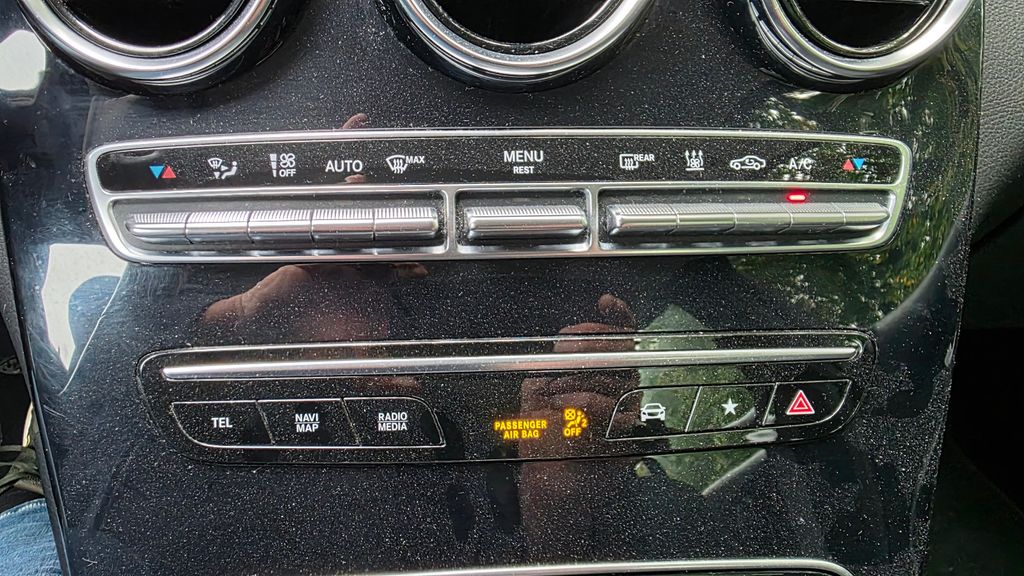 Mercedes-Benz GLC 300 2022