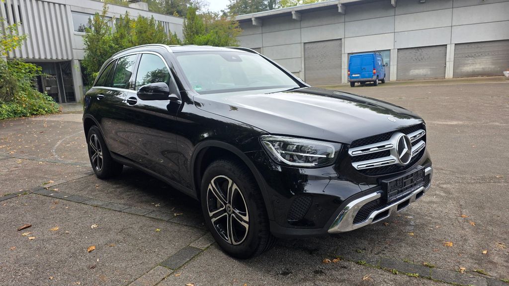 Mercedes-Benz GLC 300 2022