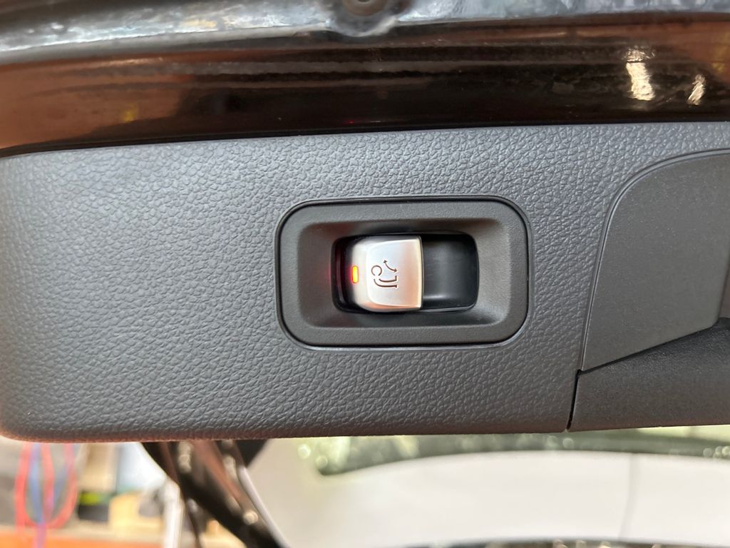 Mercedes-Benz GLC 300 2022