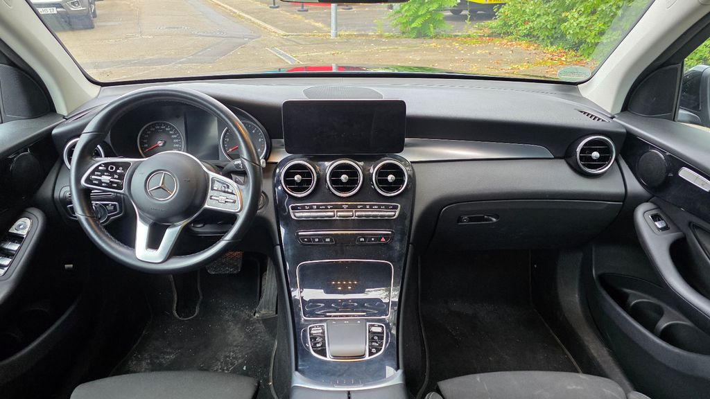 Mercedes-Benz GLC 300 2022