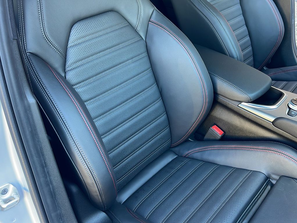 Alfa Romeo Giulia 2023