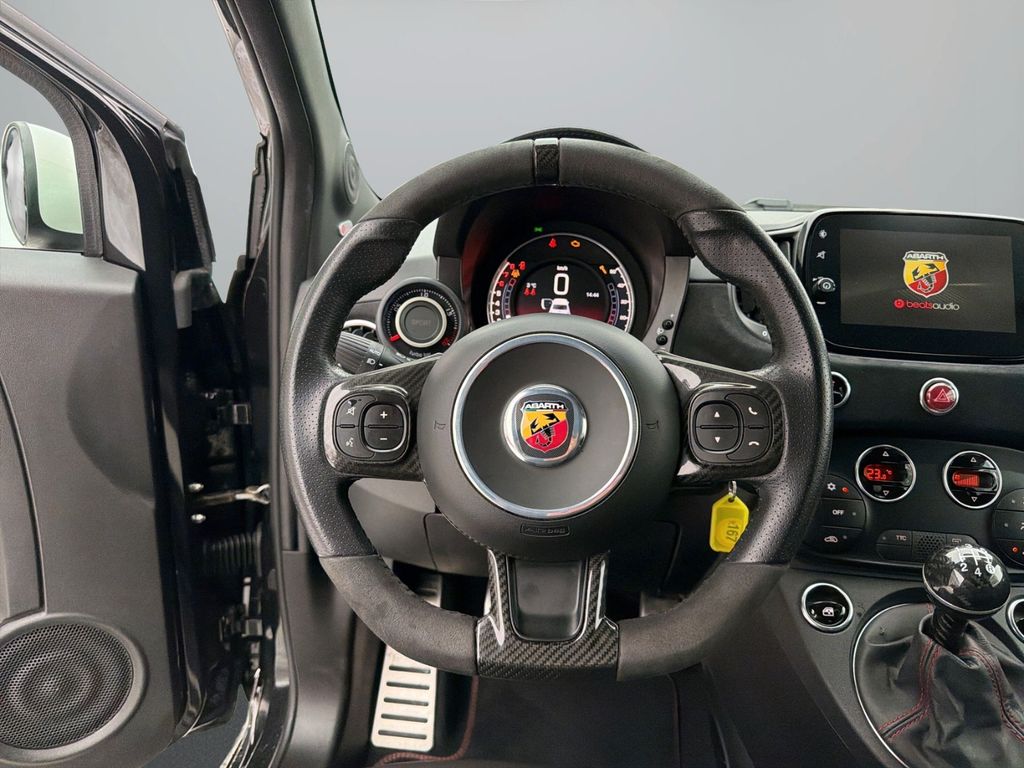 Abarth 595 2022