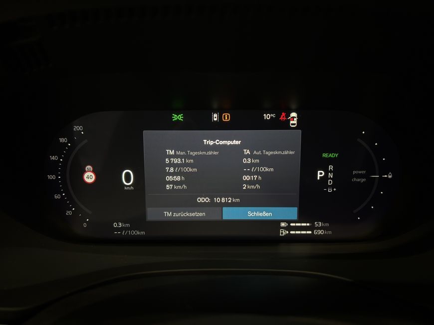 Volvo XC60 2025